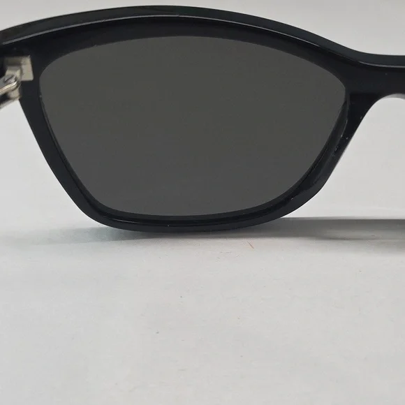 Saint Laurent SL 502 Sunglasses ( Read Description) - Picture 3 of 10